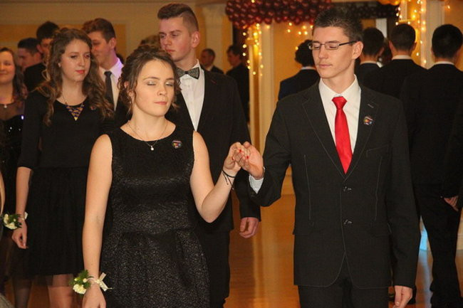 Cztery klasy na parkiecie (zdjęcia)