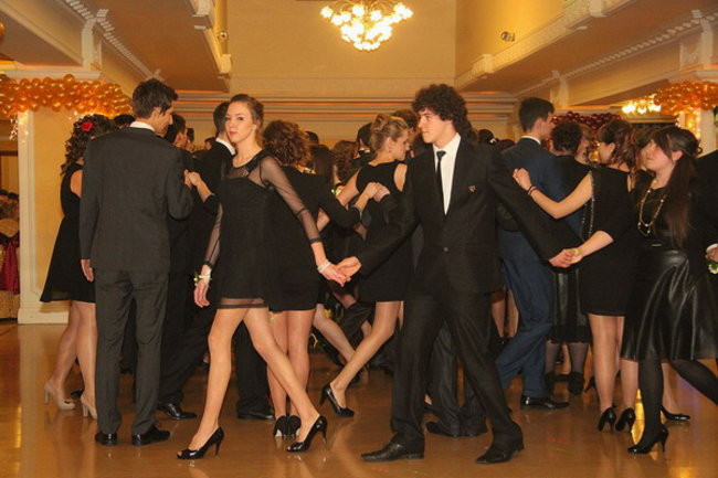 Cztery klasy na parkiecie (zdjęcia)