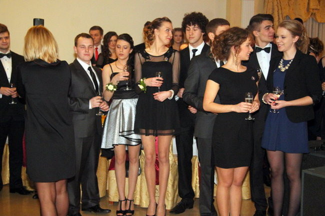 Cztery klasy na parkiecie (zdjęcia)