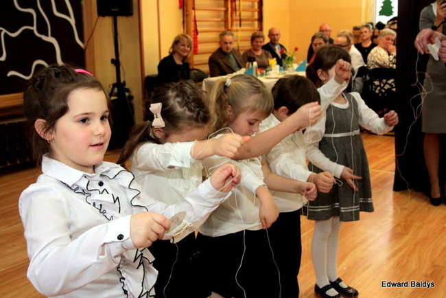 Dla babć i dziadków w Garzynie (zdjęcia)