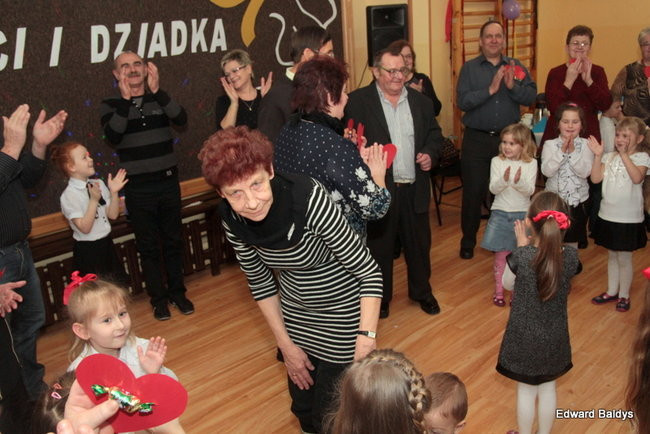 Dla babć i dziadków w Garzynie (zdjęcia)