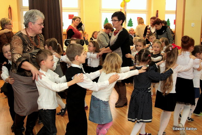 Dla babć i dziadków w Garzynie (zdjęcia)