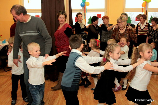 Dla babć i dziadków w Garzynie (zdjęcia)