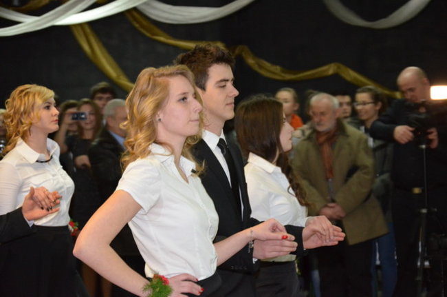 Uczniowie Kopernika tańczyli w szkole (zdjęcia)