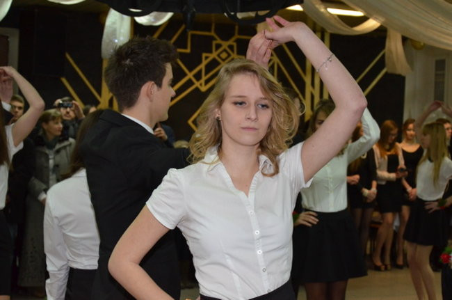 Uczniowie Kopernika tańczyli w szkole (zdjęcia)