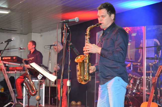 Uczniowie Kopernika tańczyli w szkole (zdjęcia)