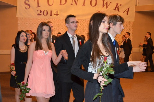 Maturzyści ZST relaksowali się w Finezji (zdjęcia)