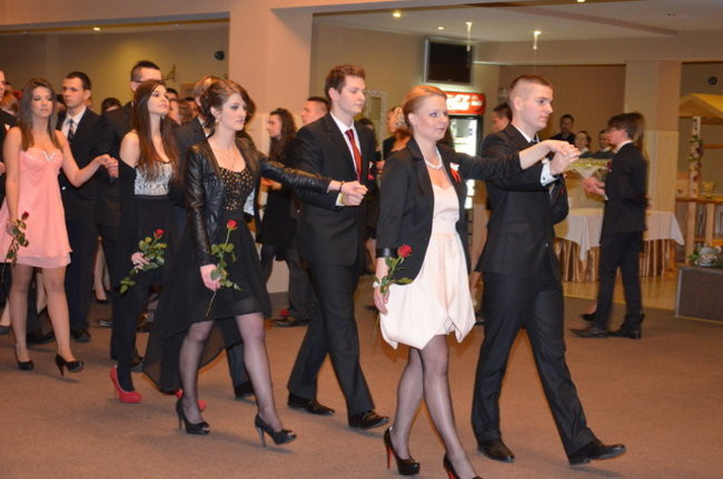 Maturzyści ZST relaksowali się w Finezji (zdjęcia)