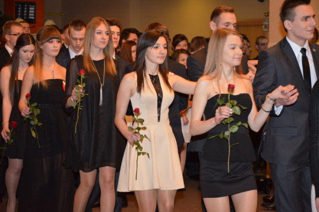 Maturzyści ZST relaksowali się w Finezji (zdjęcia)