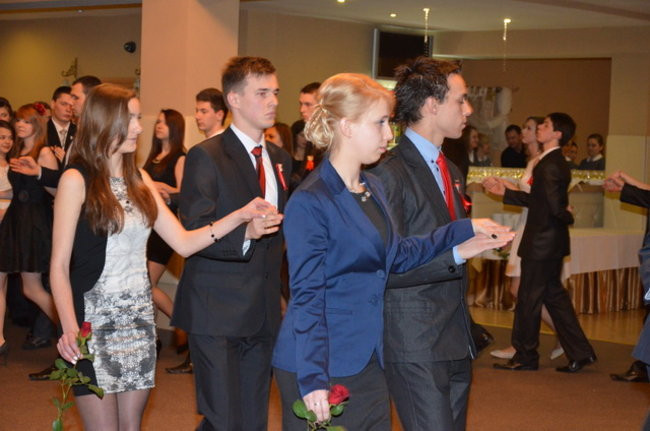 Maturzyści ZST relaksowali się w Finezji (zdjęcia)