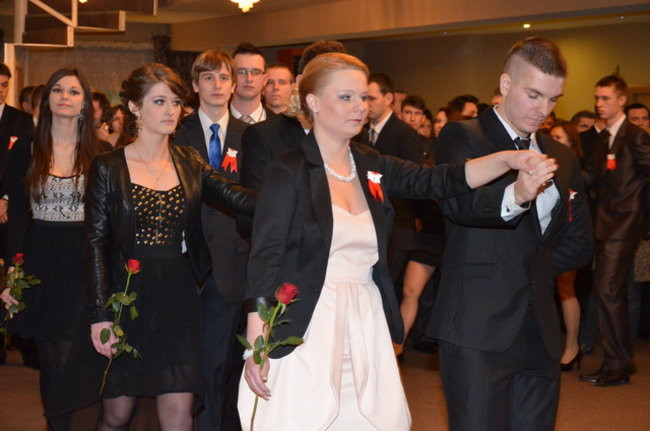 Maturzyści ZST relaksowali się w Finezji (zdjęcia)