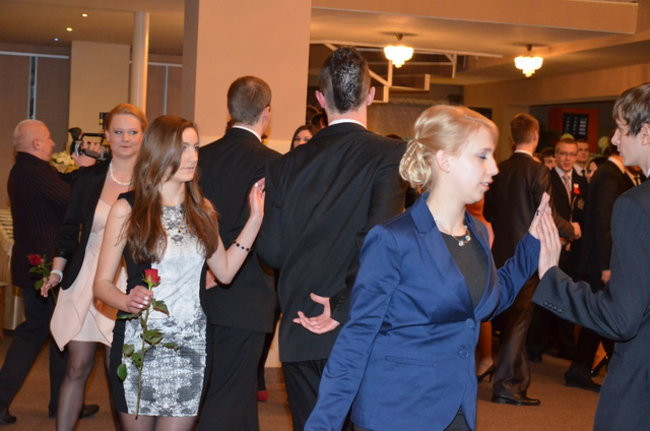 Maturzyści ZST relaksowali się w Finezji (zdjęcia)