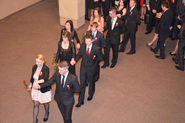 Maturzyści ZST relaksowali się w Finezji (zdjęcia)