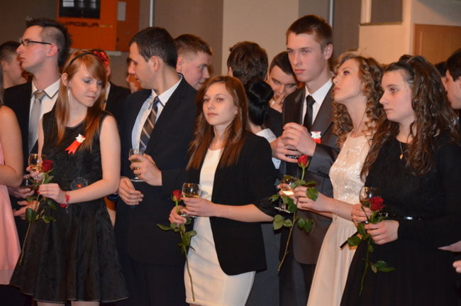 Maturzyści ZST relaksowali się w Finezji (zdjęcia)