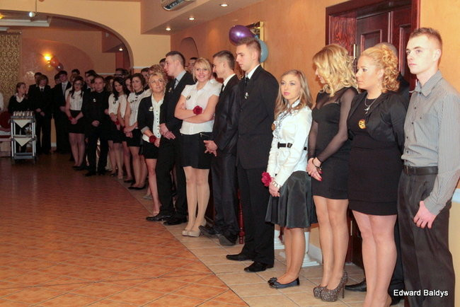 Maturzyści ZSOŚ opanowali Myśliwską (zdjęcia)