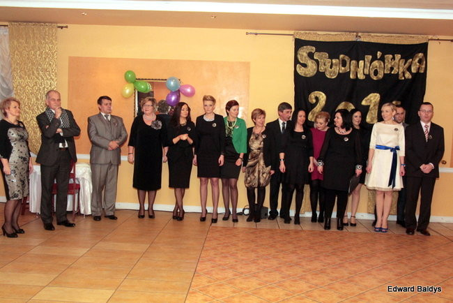 Maturzyści ZSOŚ opanowali Myśliwską (zdjęcia)