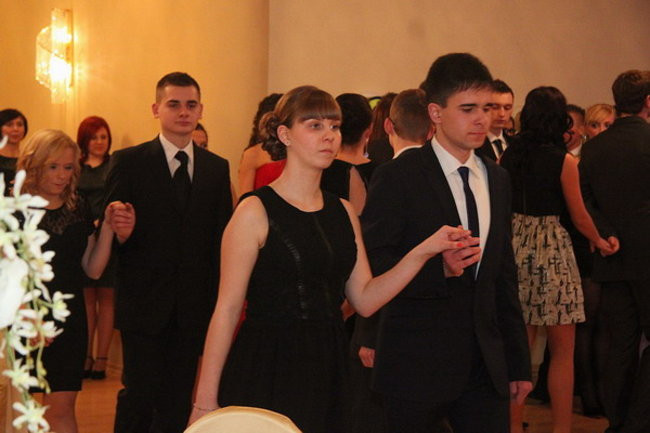 Studniówka z karaoke (zdjęcia)