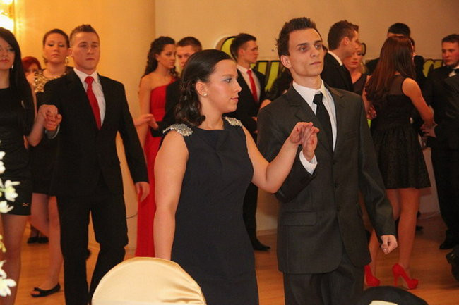 Studniówka z karaoke (zdjęcia)