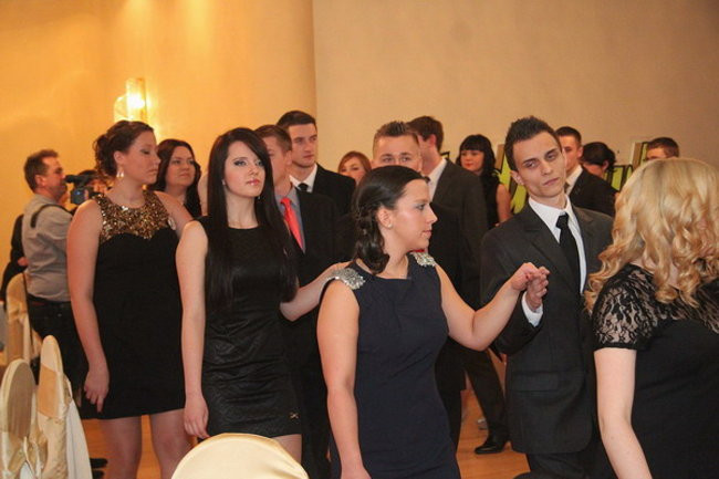 Studniówka z karaoke (zdjęcia)