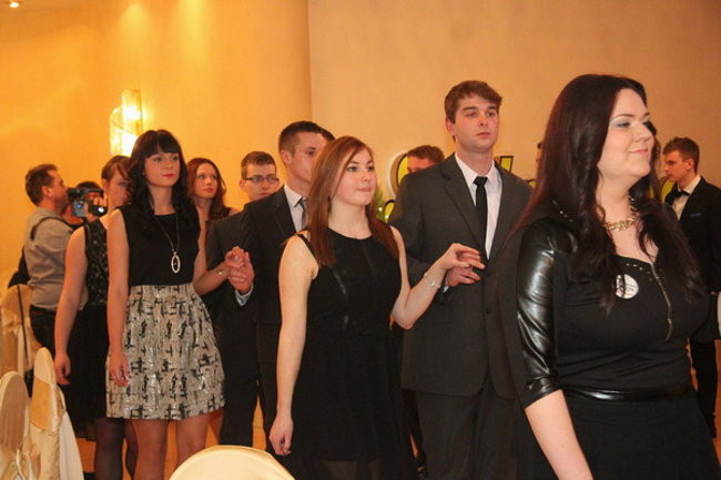 Studniówka z karaoke (zdjęcia)