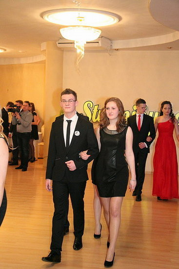 Studniówka z karaoke (zdjęcia)