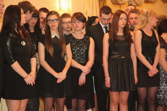 Studniówka z karaoke (zdjęcia)