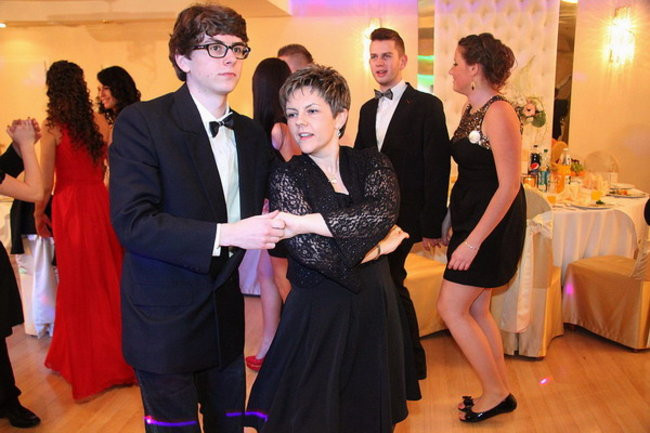 Studniówka z karaoke (zdjęcia)