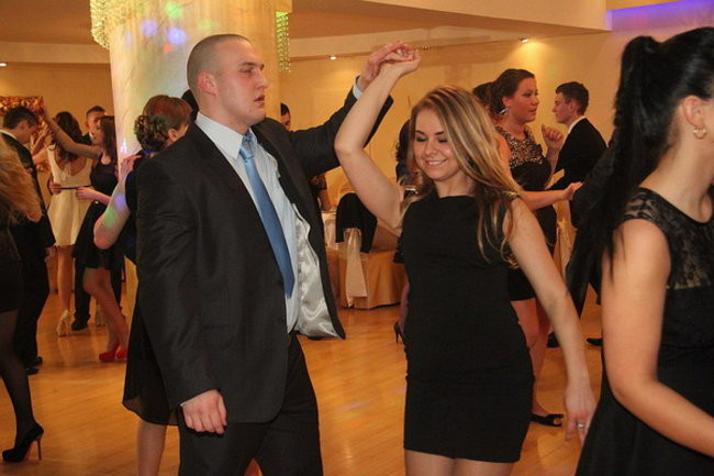 Studniówka z karaoke (zdjęcia)