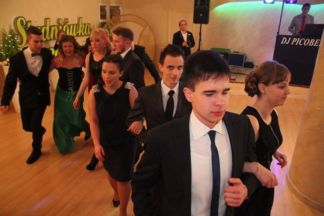 Studniówka z karaoke (zdjęcia)