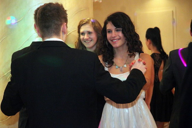 Studniówka z karaoke (zdjęcia)