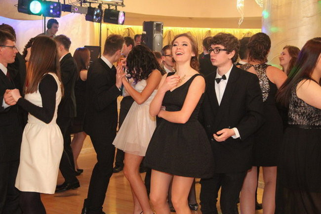 Studniówka z karaoke (zdjęcia)