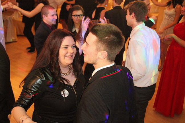 Studniówka z karaoke (zdjęcia)