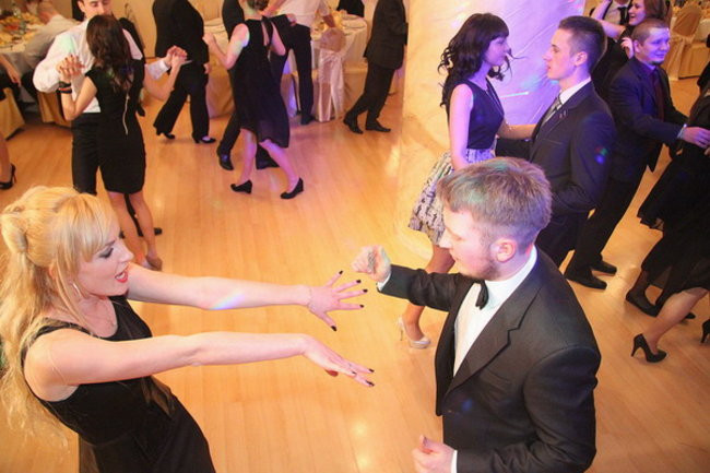 Studniówka z karaoke (zdjęcia)