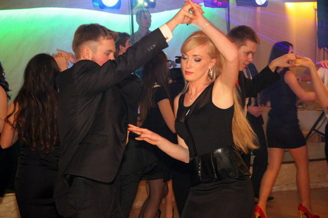 Studniówka z karaoke (zdjęcia)