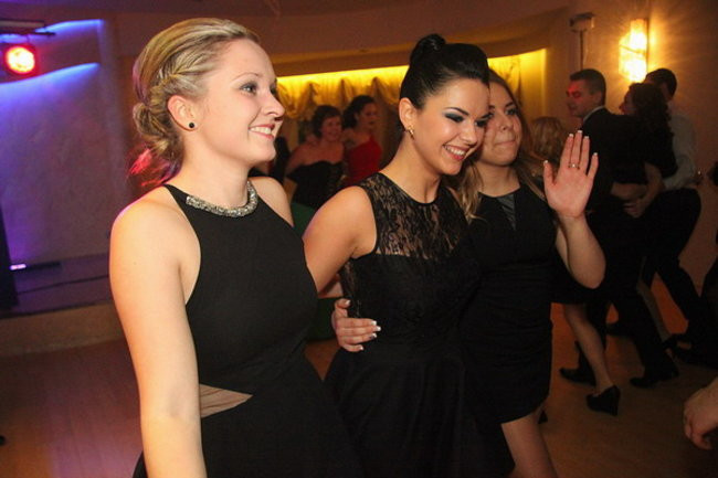 Studniówka z karaoke (zdjęcia)