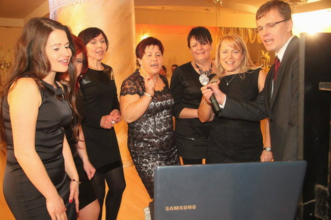 Studniówka z karaoke (zdjęcia)