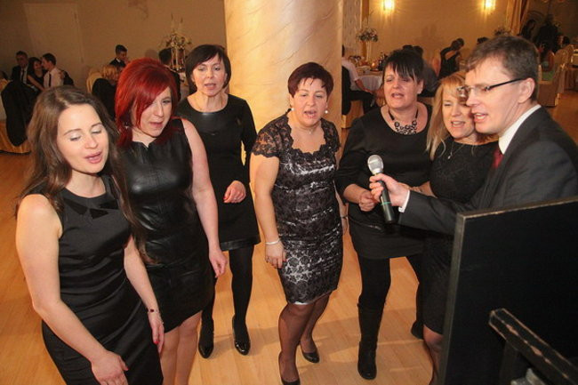 Studniówka z karaoke (zdjęcia)