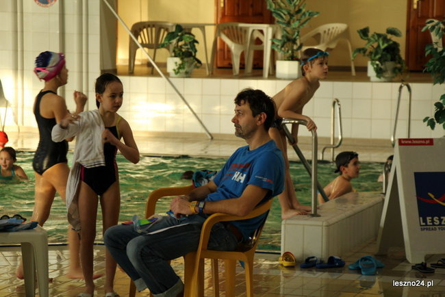 Basen pełen dzieci (zdjęcia)