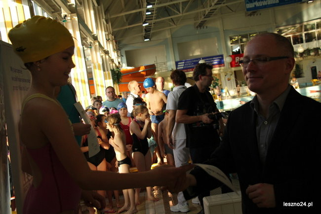 Basen pełen dzieci (zdjęcia)