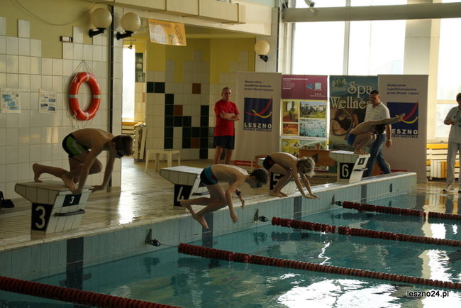 Basen pełen dzieci (zdjęcia)