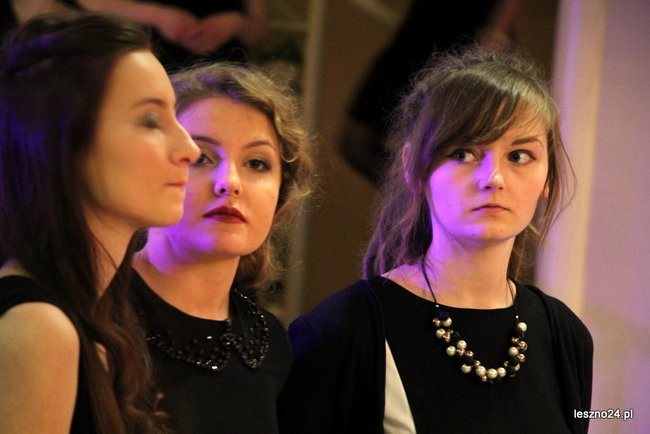 Jedynka tańczyła poloneza i walce (zdjęcia)