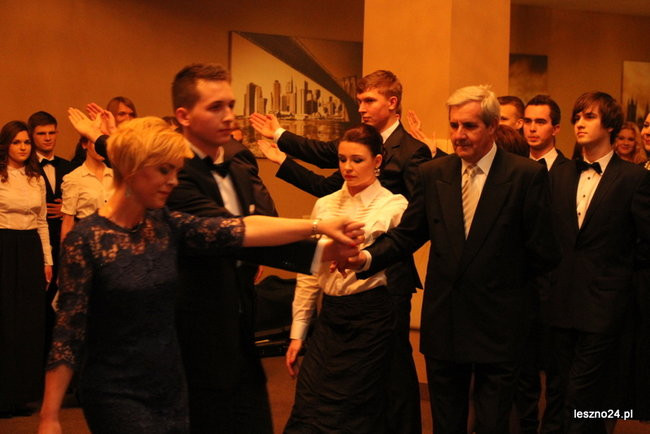 Jedynka tańczyła poloneza i walce (zdjęcia)