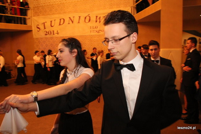 Jedynka tańczyła poloneza i walce (zdjęcia)