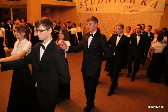 Jedynka tańczyła poloneza i walce (zdjęcia)