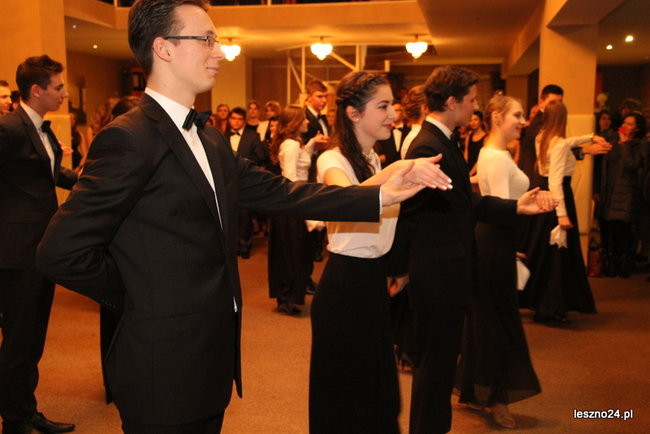 Jedynka tańczyła poloneza i walce (zdjęcia)