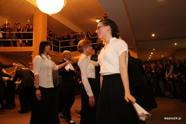 Jedynka tańczyła poloneza i walce (zdjęcia)