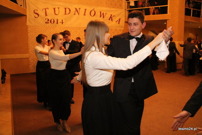 Jedynka tańczyła poloneza i walce (zdjęcia)
