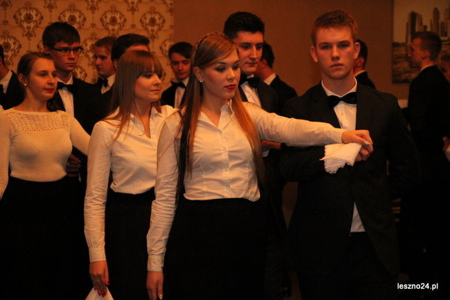 Jedynka tańczyła poloneza i walce (zdjęcia)