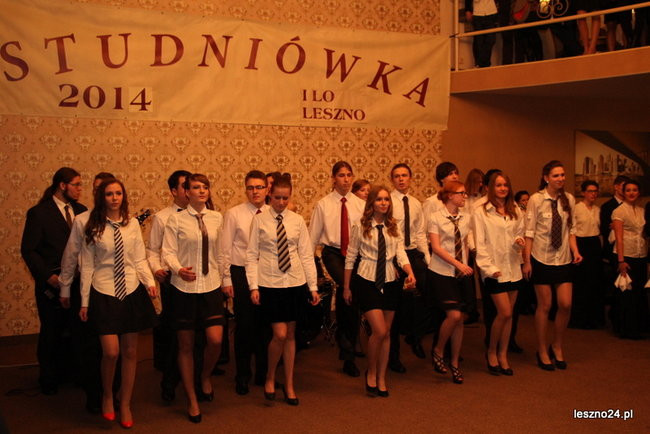 Jedynka tańczyła poloneza i walce (zdjęcia)