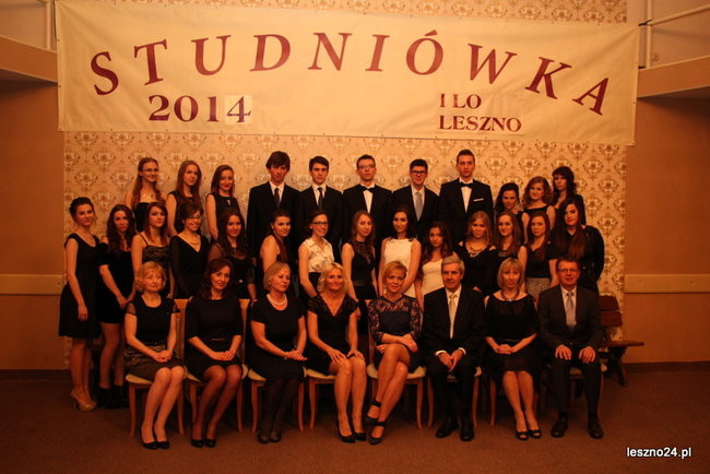 Jedynka tańczyła poloneza i walce (zdjęcia)